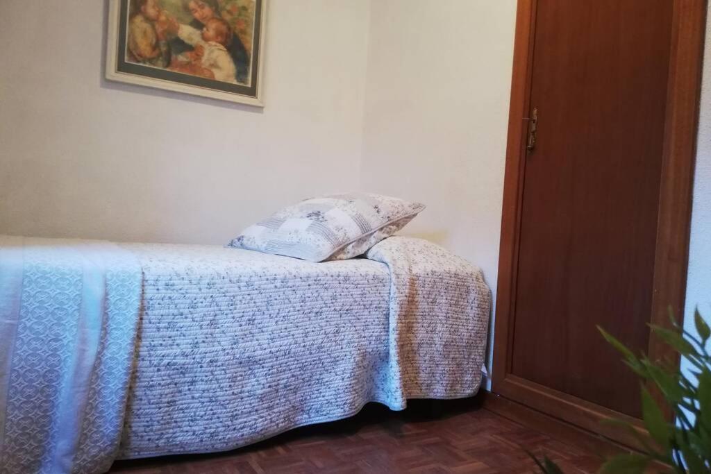 Апартаменты Apto. Rural Las Candelas. La Covatilla Канделарио Экстерьер фото